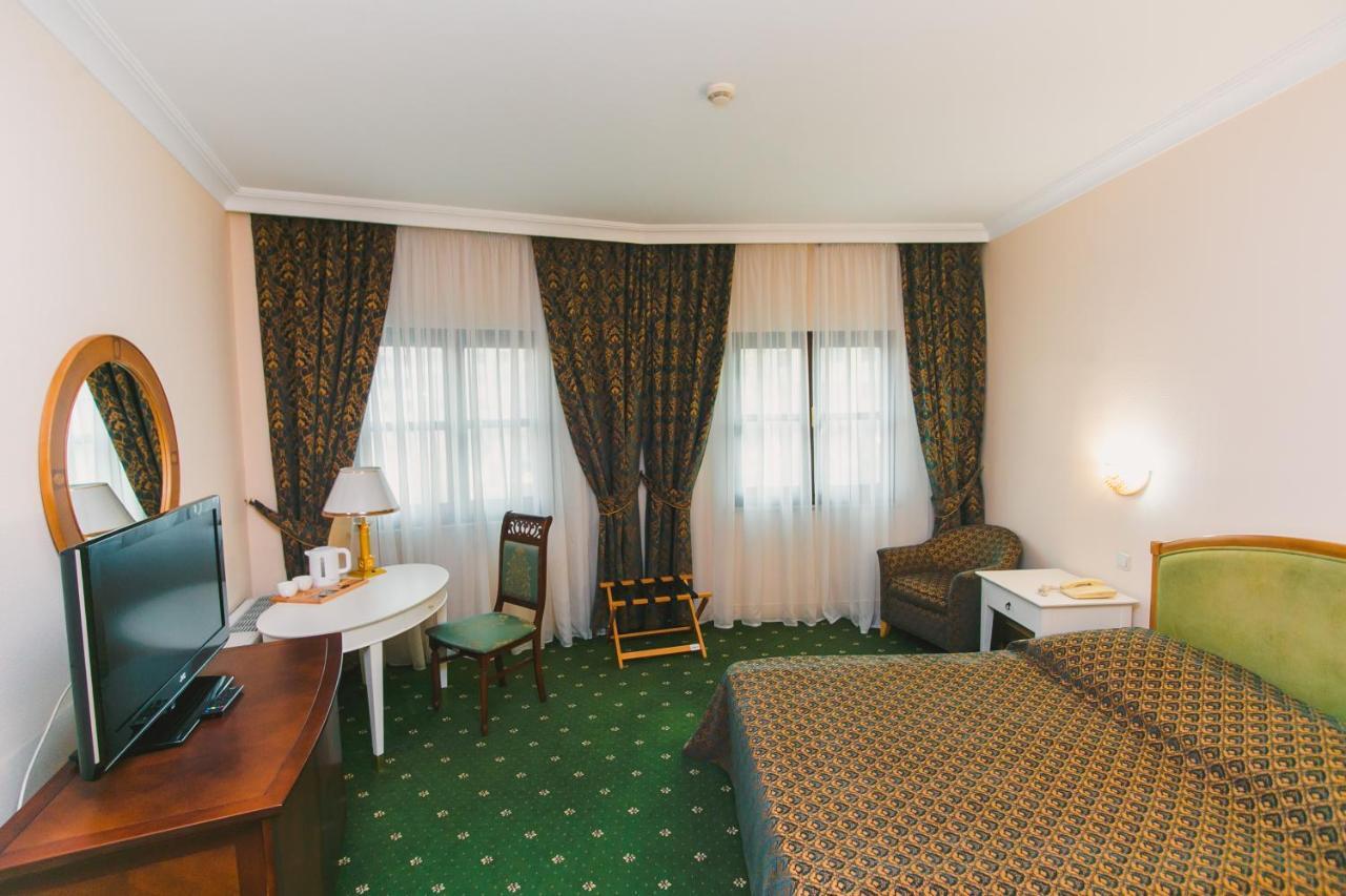 Акку Hotel Nur-Sultan  Exterior photo